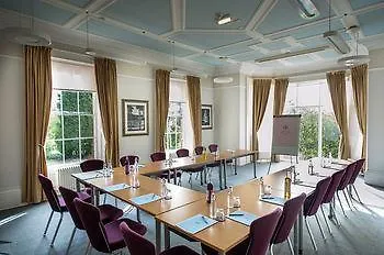 Halifax Hall 호텔 4*