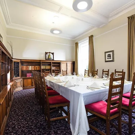 Halifax Hall 4* 셰필드