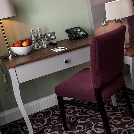 Hotel Halifax Hall